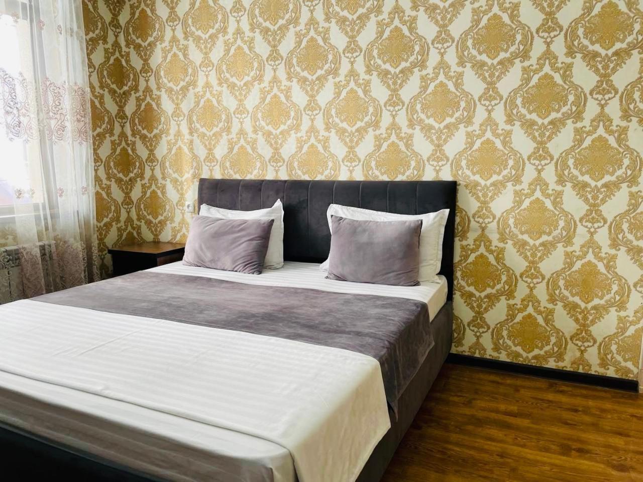 Alisher Hotel By Shosh Tashkent Luaran gambar